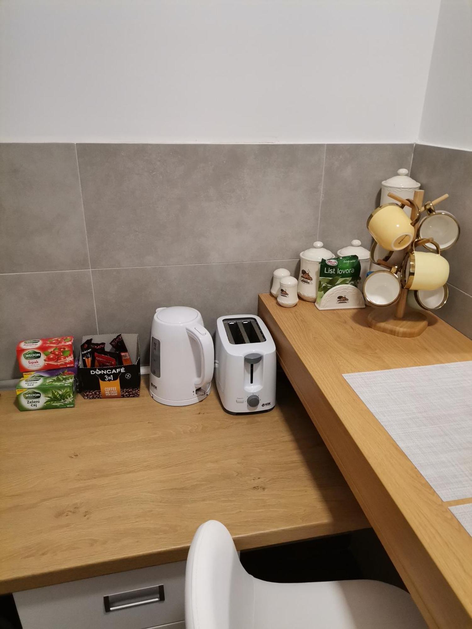 Pupin Palata Business Apartman B5 Novi Sad Kamer foto