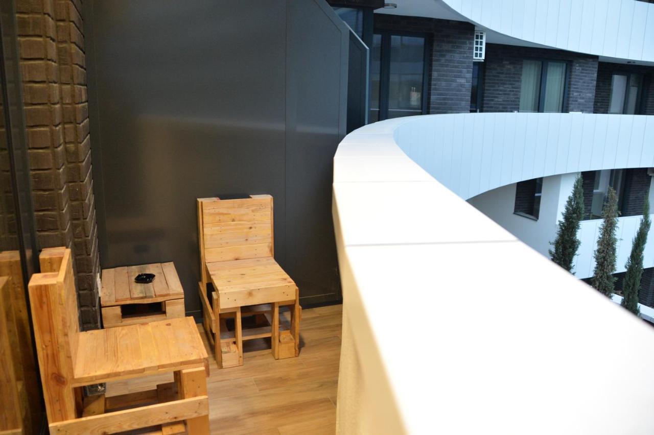 Pupin Palata Business Apartman B5 Novi Sad Buitenkant foto